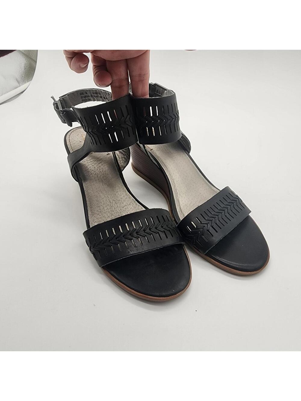 EUC Lucca black sandals so adorable leather no major flaws maybe worn twice 8